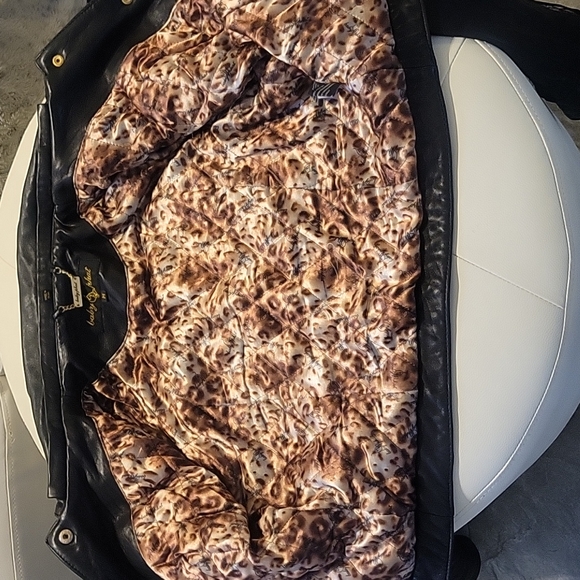 Women's jacket - Picture 4 of 7